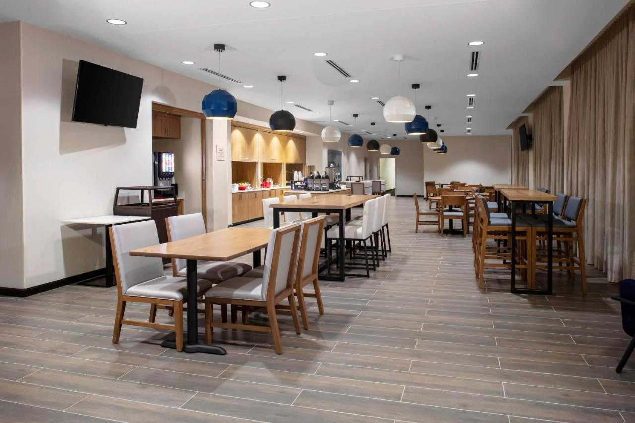 Towneplace Suites By Marriott Orlando Airport Екстер'єр фото